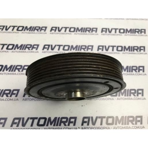 Шків колінвала Renault Megane II 1.9 DCI 2002-2009 8200523072